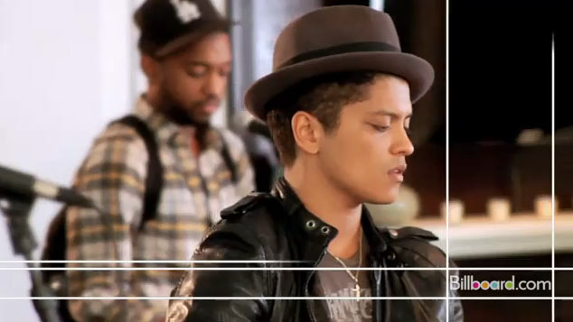 Bruno Mars Grenade, music, how to play, video, music video